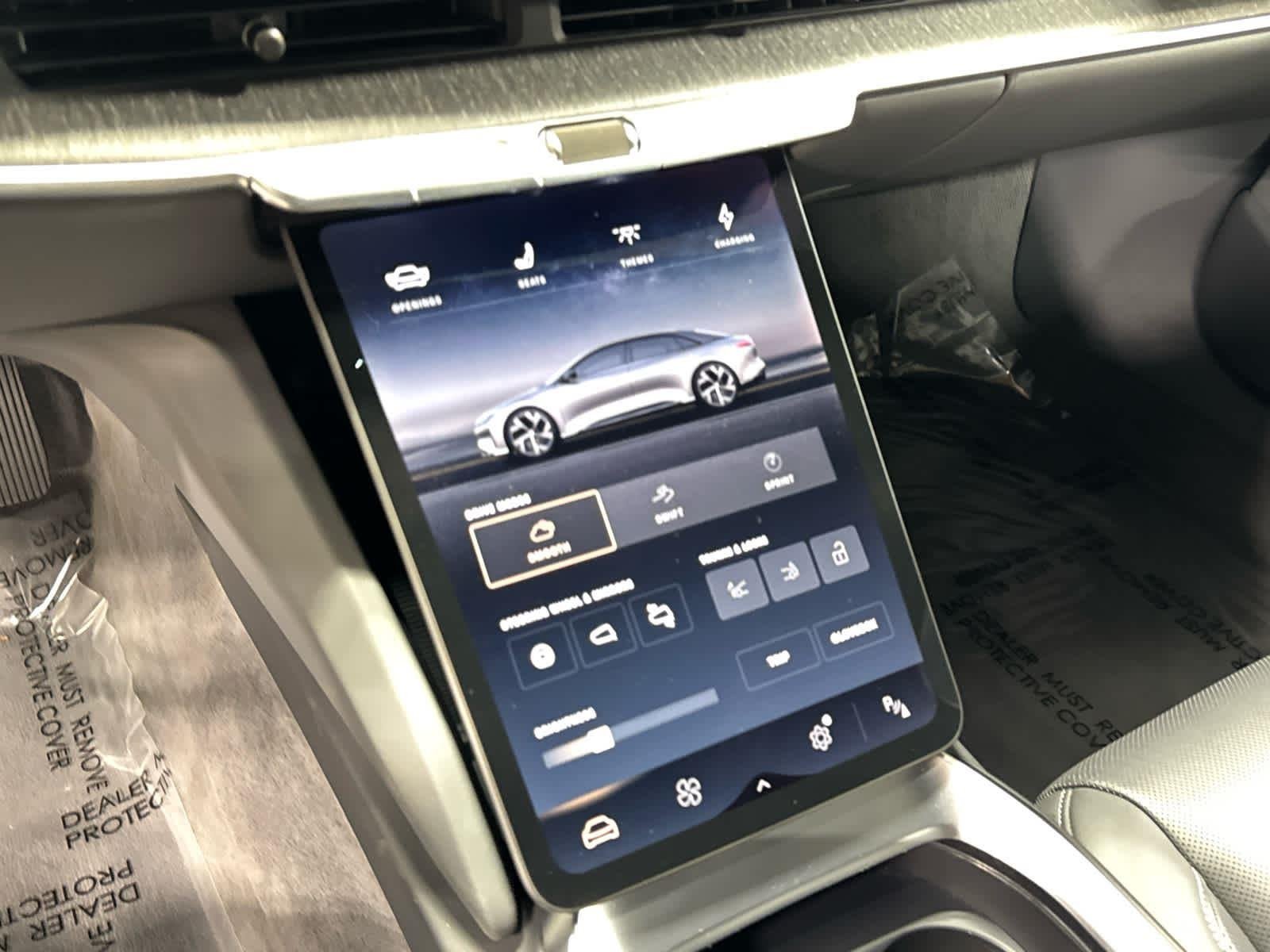 2024 Lucid Air Touring - Photo 31
