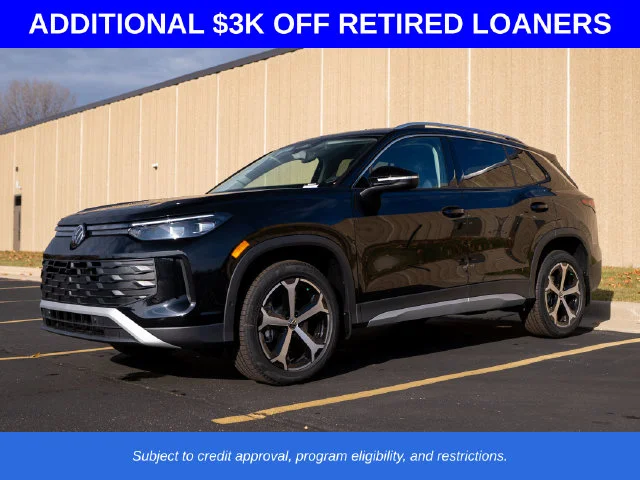 Used 2026 Black Volkswagen SE image 3