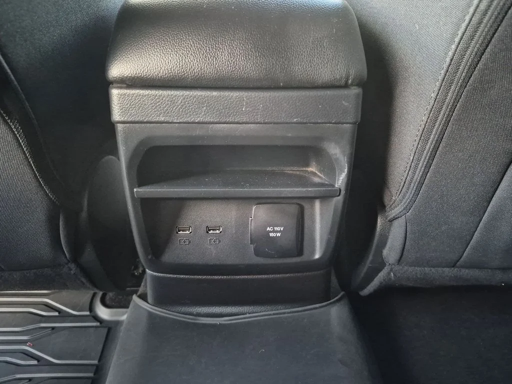 Used 2021 White Ford XLT image 29
