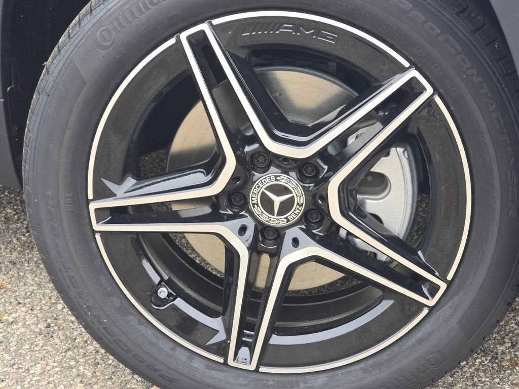 New 2026 Mountain Grey Metallic Mercedes-Benz GLA 250 image 46