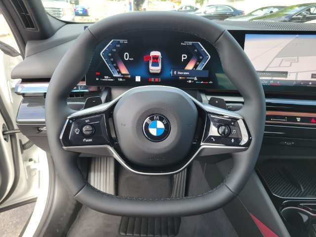 New 2027 White BMW 530i xDrive image 31