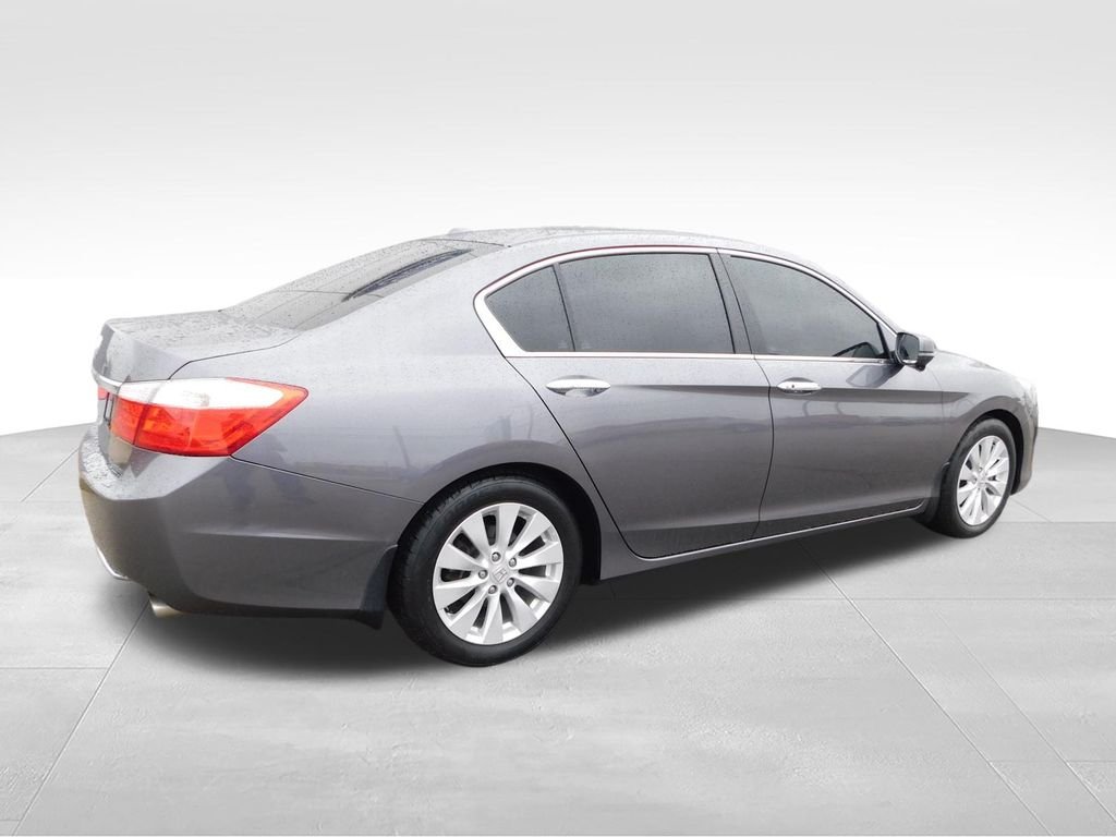 Used 2015 Gray Honda EX-L image 3