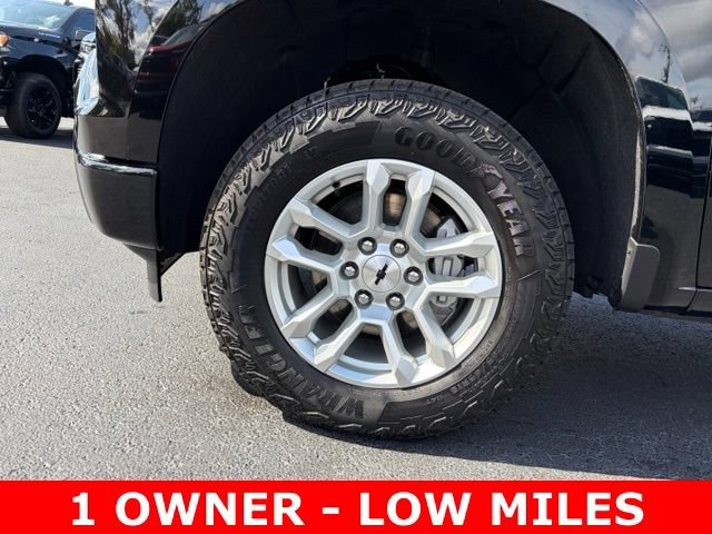 Certified Used 2025 Black Chevrolet RST image 9