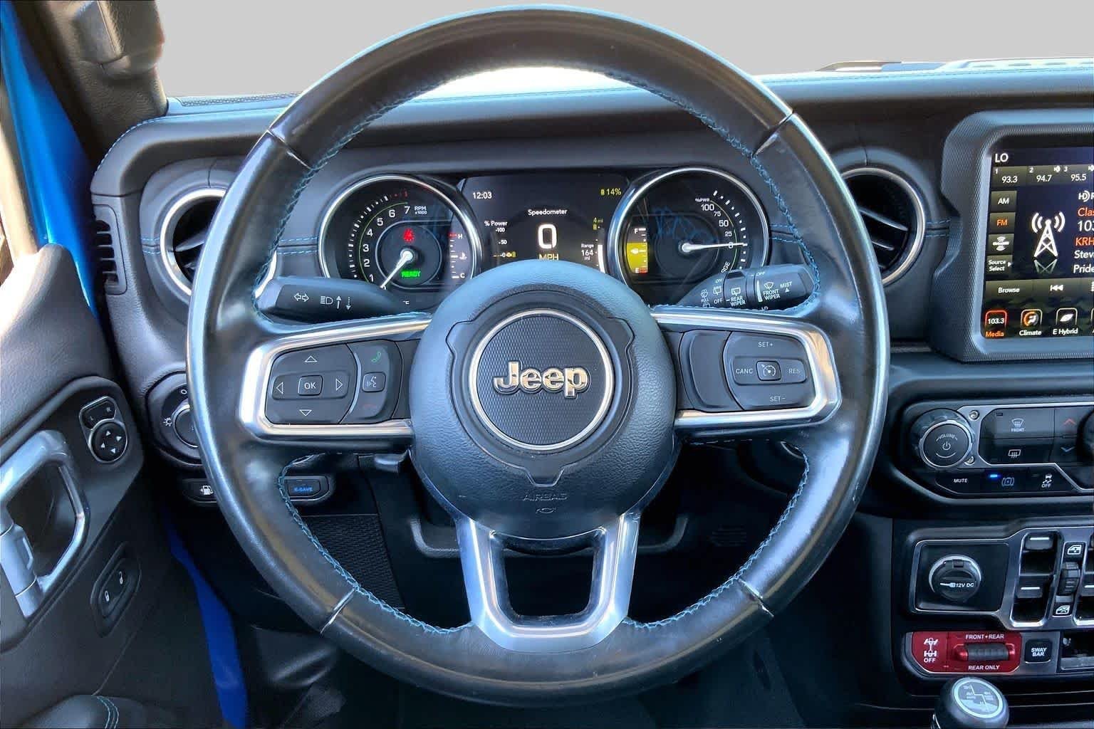 Used 2022 Hydro Blue Pearlcoat Jeep Unlimited Rubicon image 6