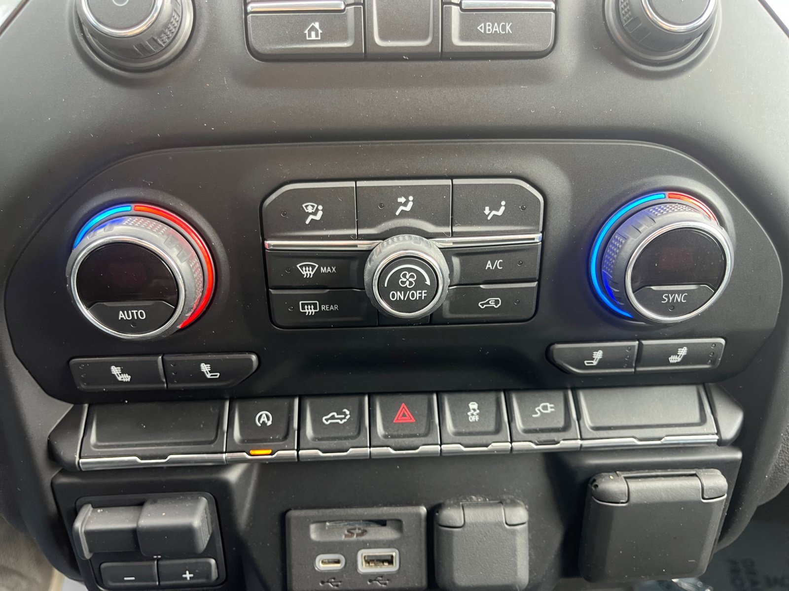 Used 2021 Northsky Blue Metallic Chevrolet LT image 15