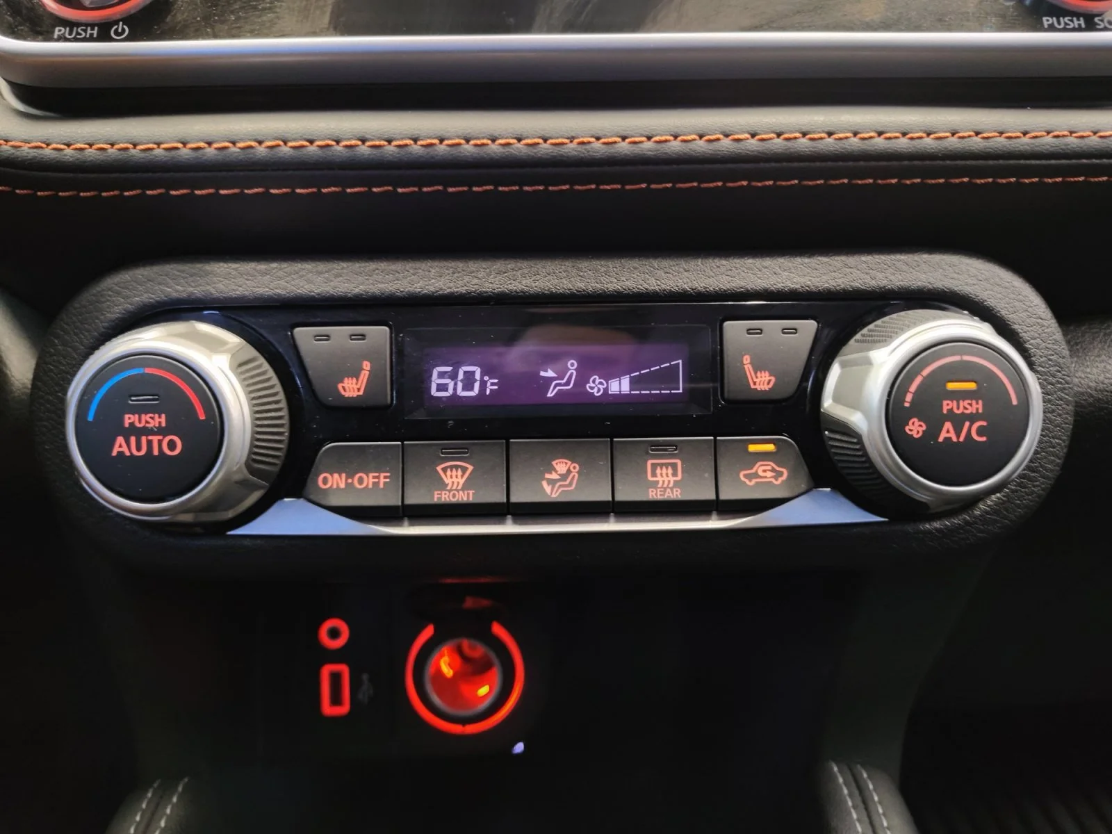 Used 2019 Super Black Nissan SR image 18