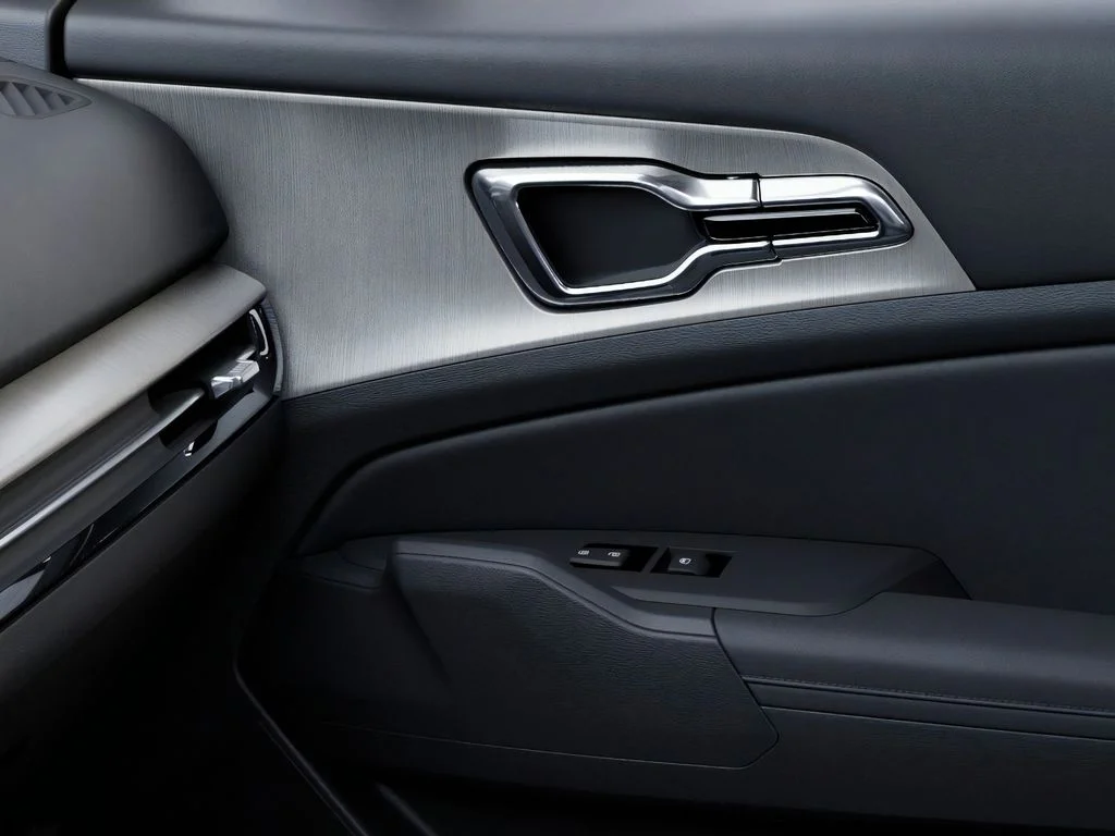 New 2026 Black Kia X-Line image 25