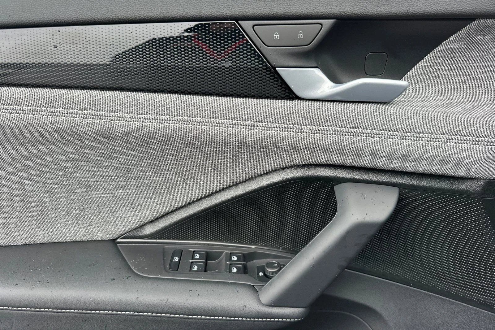 2026 Volkswagen Tiguan S - Photo 10