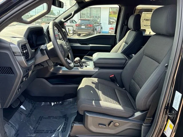 New 2026 Agate Black Metallic Ford XLT image 18