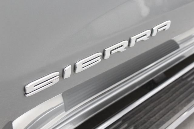 Used 2023 Silver GMC SLT image 10