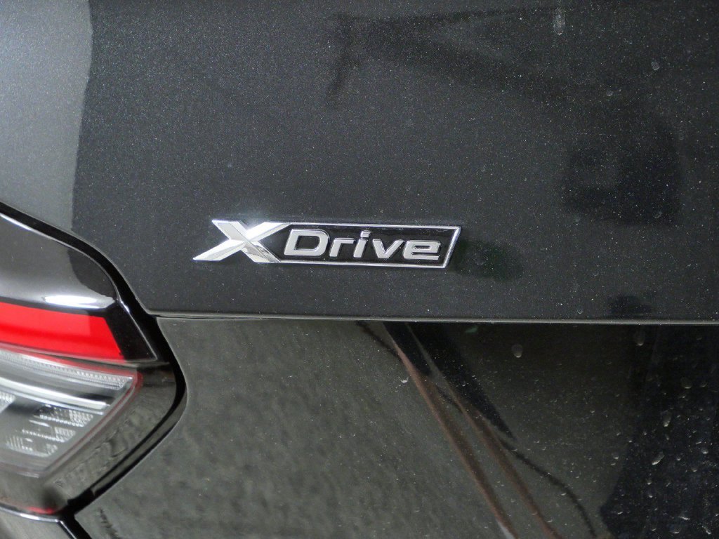 New 2026 Black Sapphire Metallic BMW 230i xDrive image 12