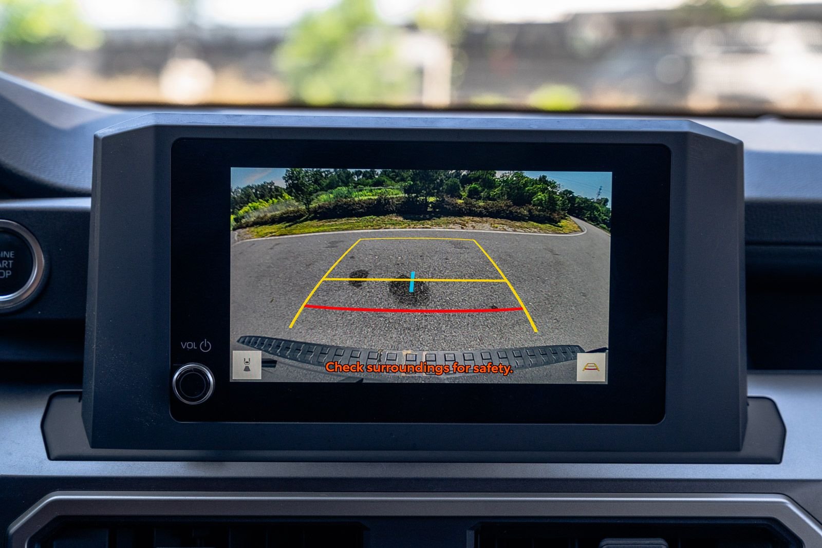Used 2025  Toyota SR5 image 33
