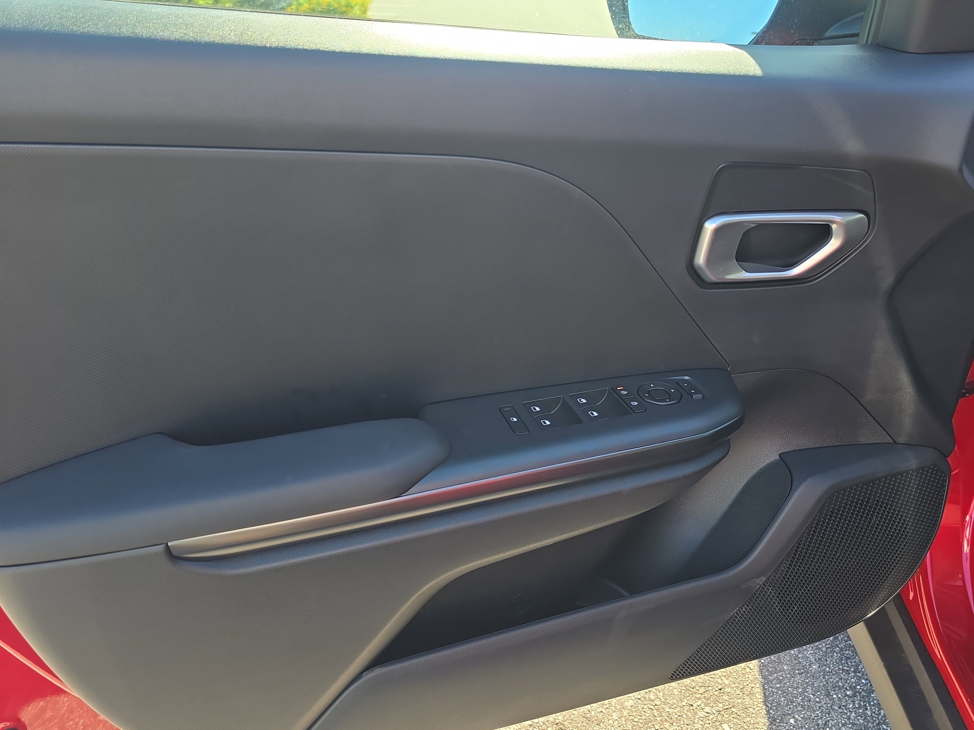 New 2026 Currant Red Kia LXS image 16
