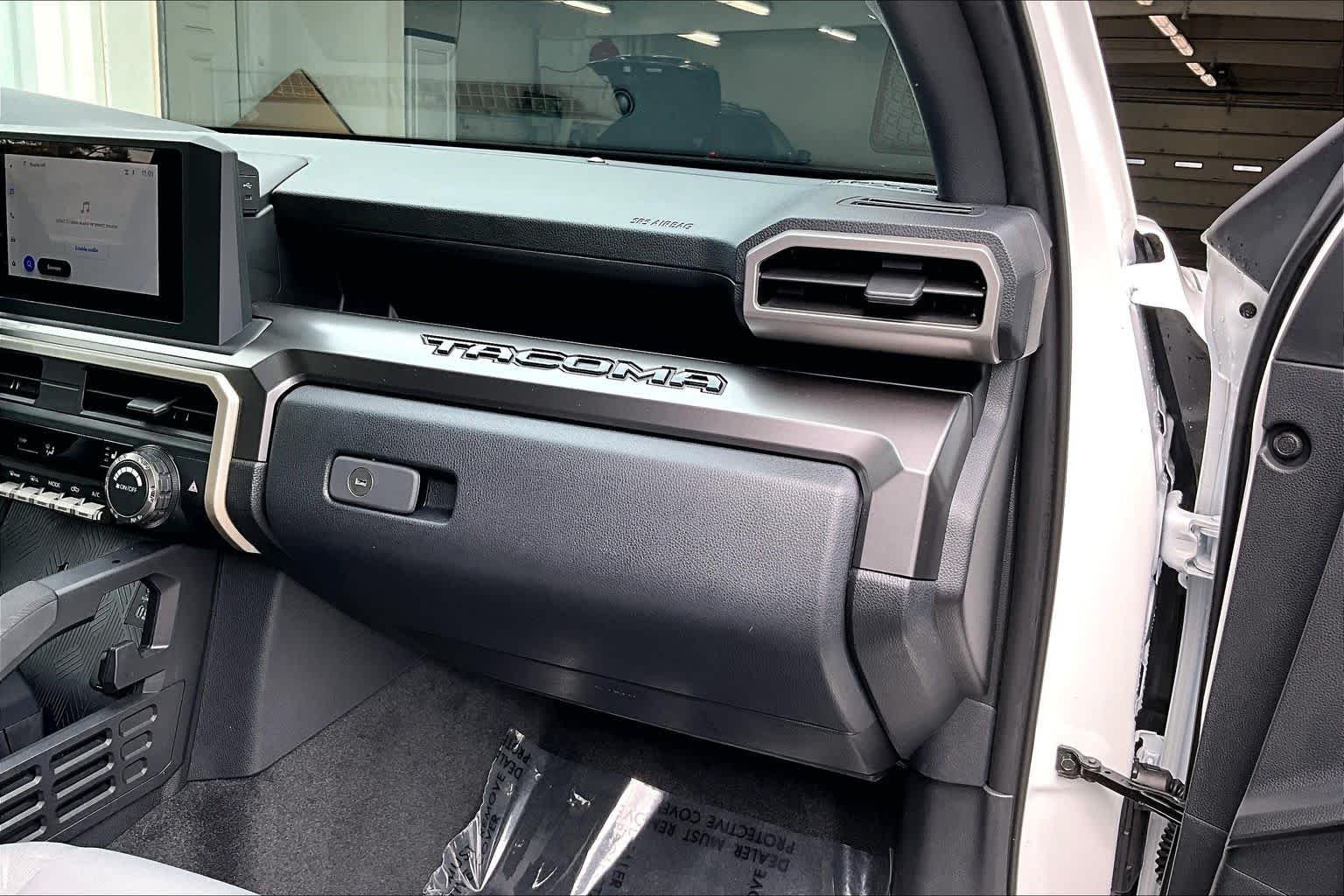 Certified Used 2025 Ice Cap Toyota SR5 image 17