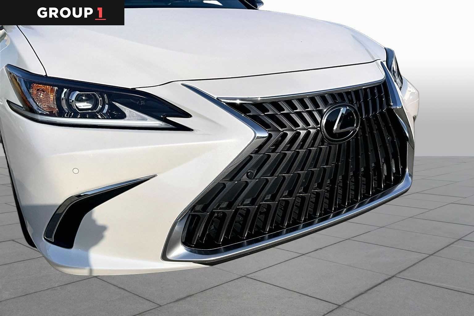 Certified Used 2024 Eminent White Pearl Lexus  image 27