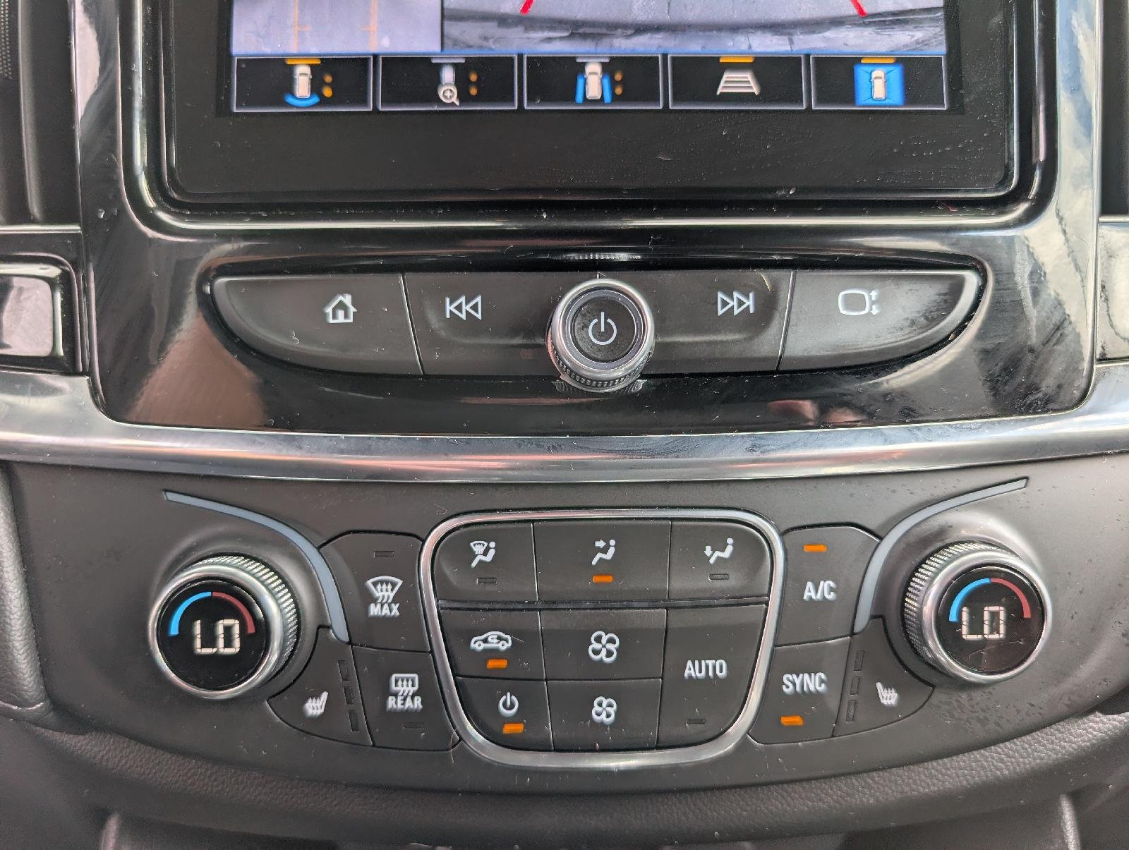 Used 2023 Mosaic Black Metallic Chevrolet LT Cloth image 17