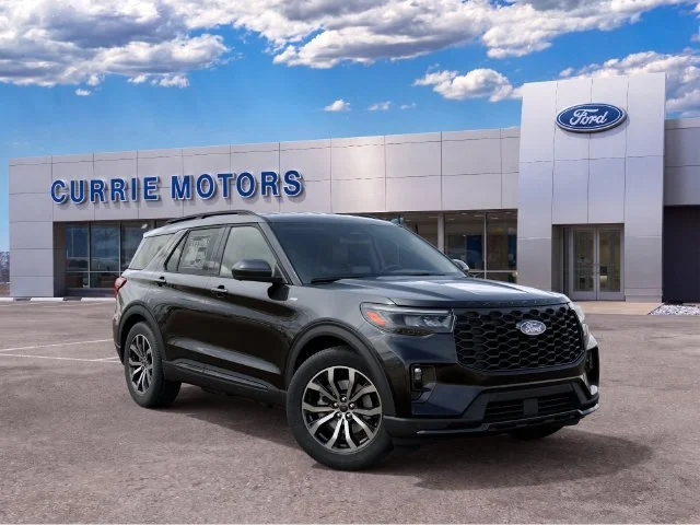New 2027 Agate Black Metallic Ford ST-Line image 4