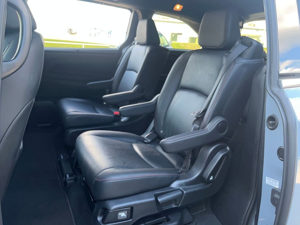 Used 2025 Gray Honda Sport-L image 25