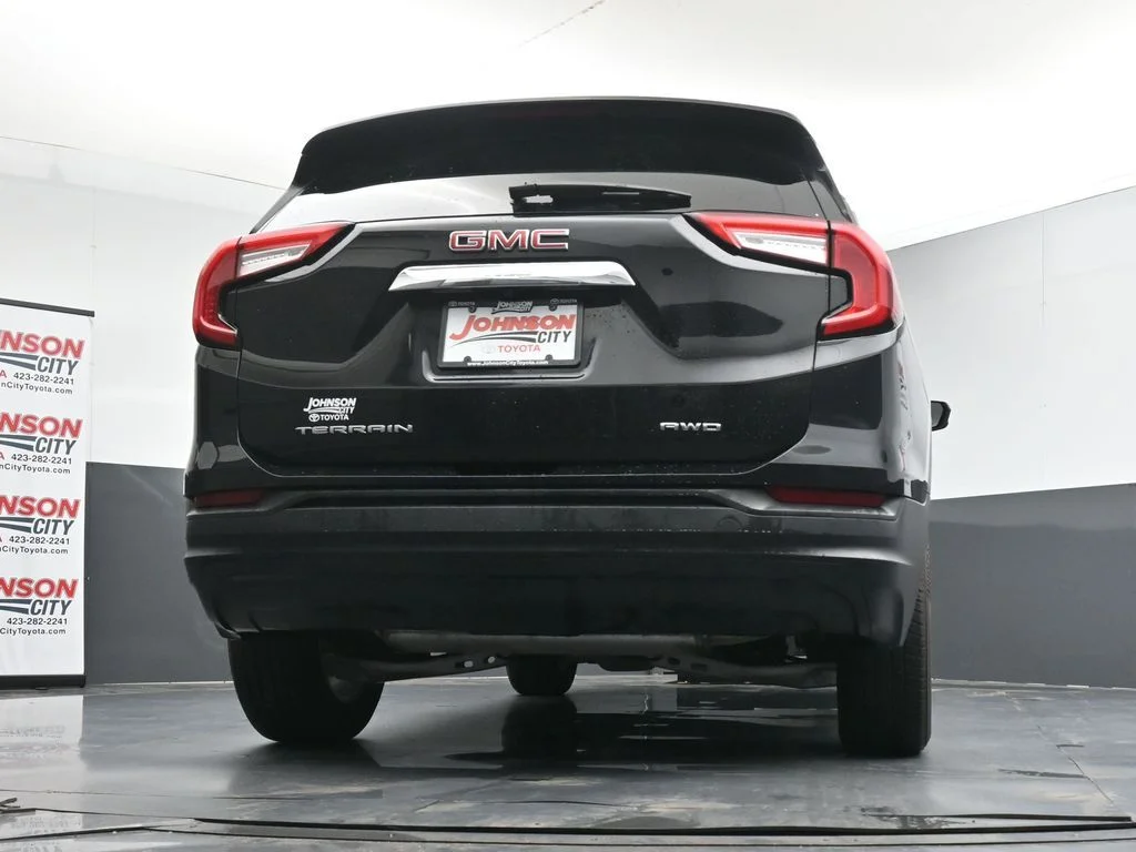 2024 GMC Terrain SLE - Photo 38
