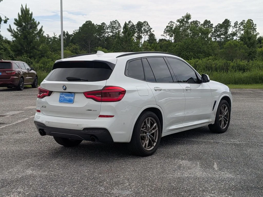 Used 2021 White BMW sDrive30i image 5