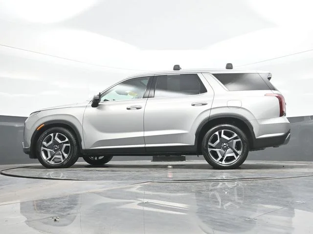 Used 2024 Silver Hyundai SEL image 20