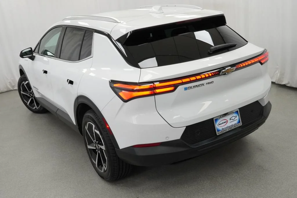 New 2026 Summit White Chevrolet LT image 35