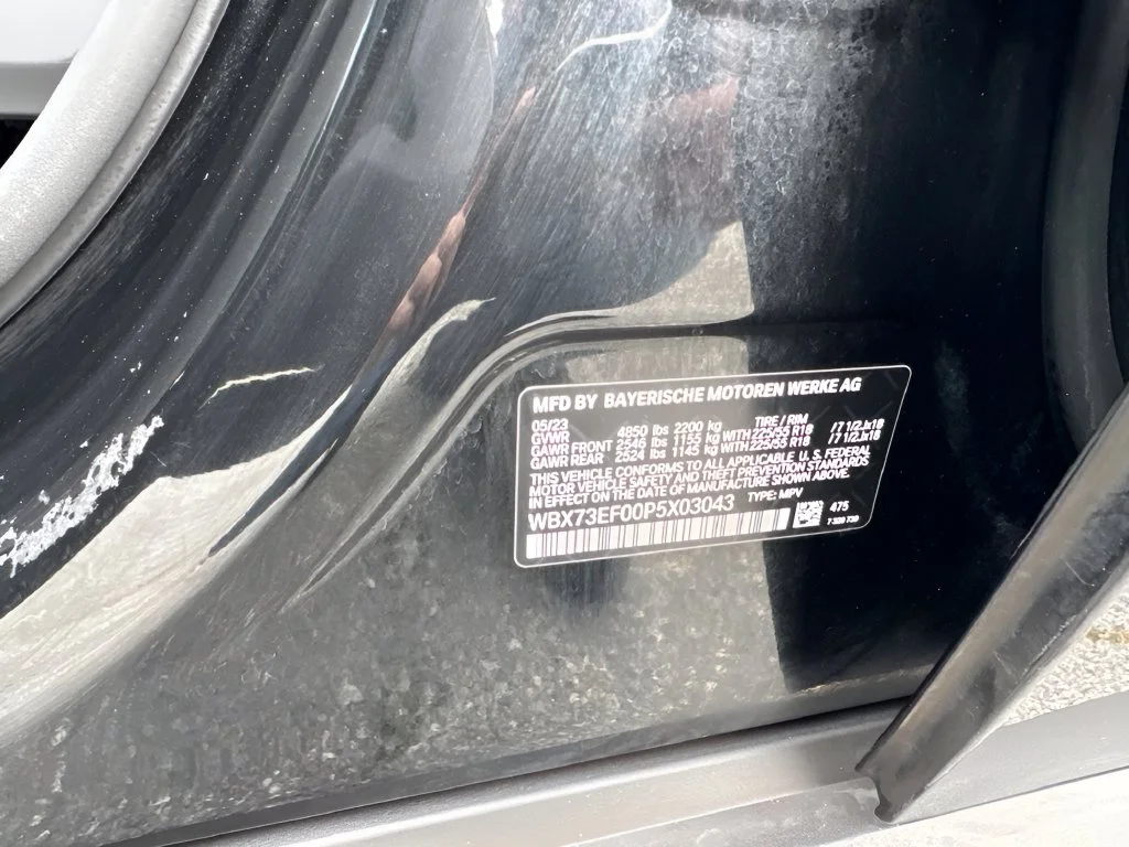 Used 2023 Black BMW xDrive28i image 32