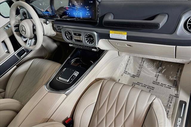 New 2027 MANUFAKTUR Monza Grey Magno Mercedes-Benz AMG® G 63 image 57