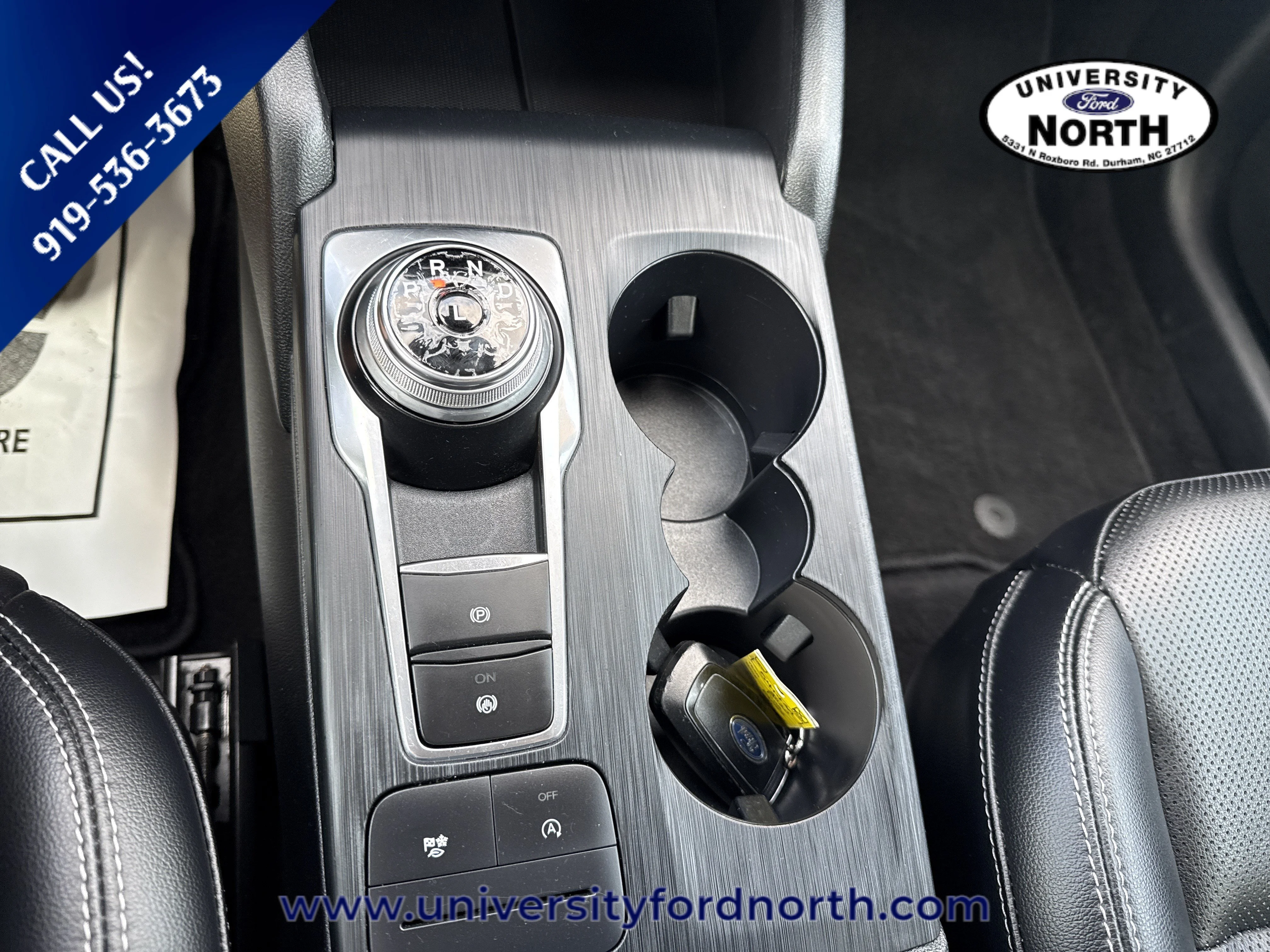 Used 2020 Magnetic Metallic Ford SEL image 27
