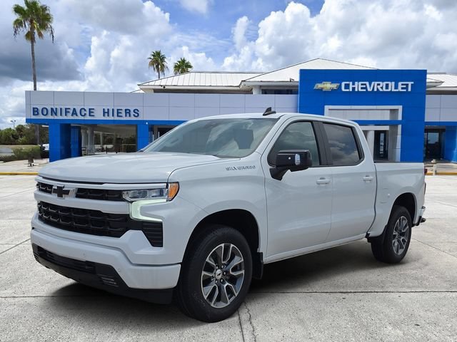 New 2026 Summit White Chevrolet RST image 2