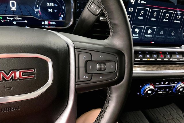 Used 2023 Summit White GMC SLE image 27