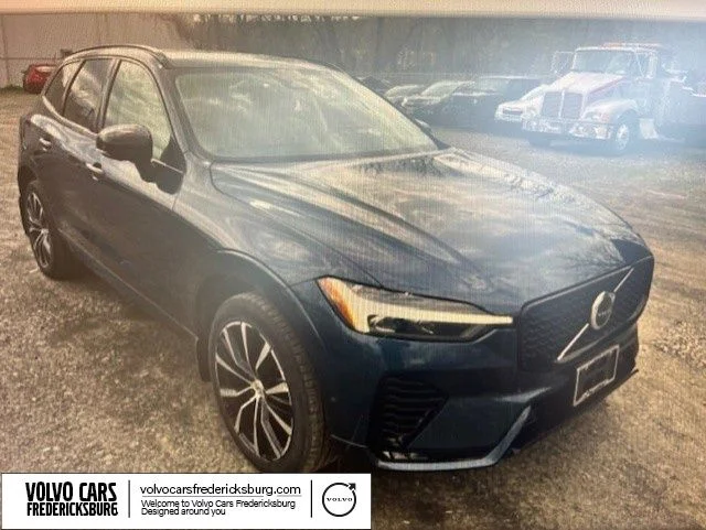 2024 Volvo XC60 B5 Plus Dark Theme AWD's photo