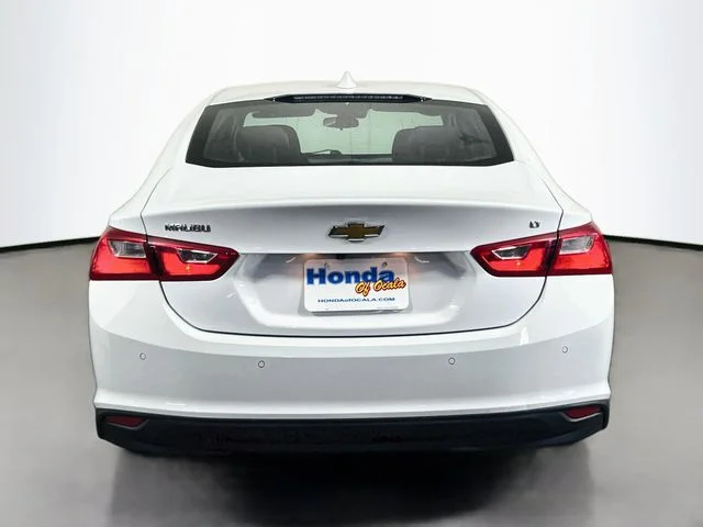 Used 2025 Summit White Chevrolet LT image 22