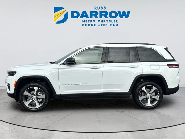 New 2025 Bright White Clear-Coat Exterior Paint Jeep Limited image 2
