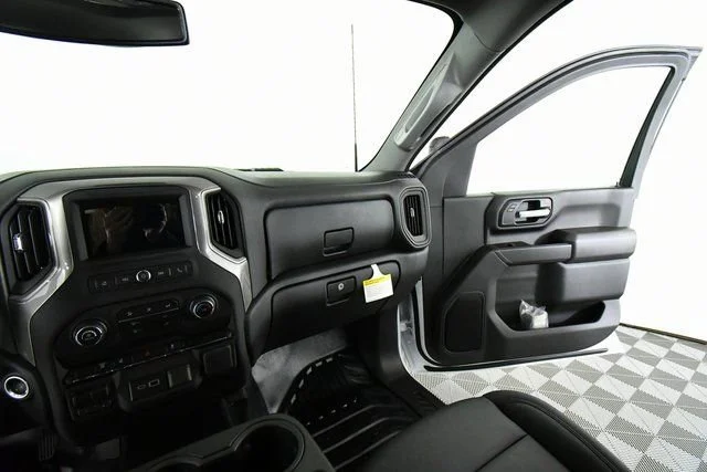 New 2026 Summit White Chevrolet Work Truck image 21