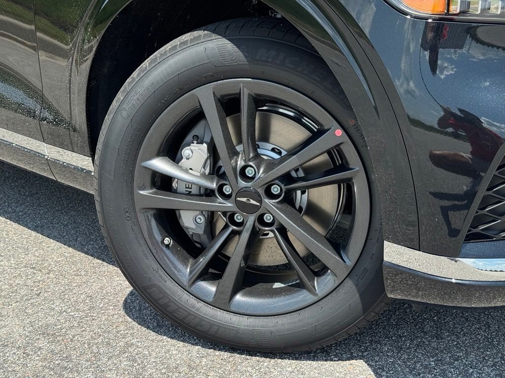 New 2027 Black Genesis 2.5T Select image 5