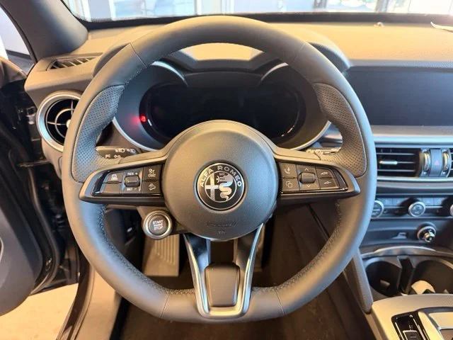Used 2026 Black Metallic Alfa Romeo Base image 18