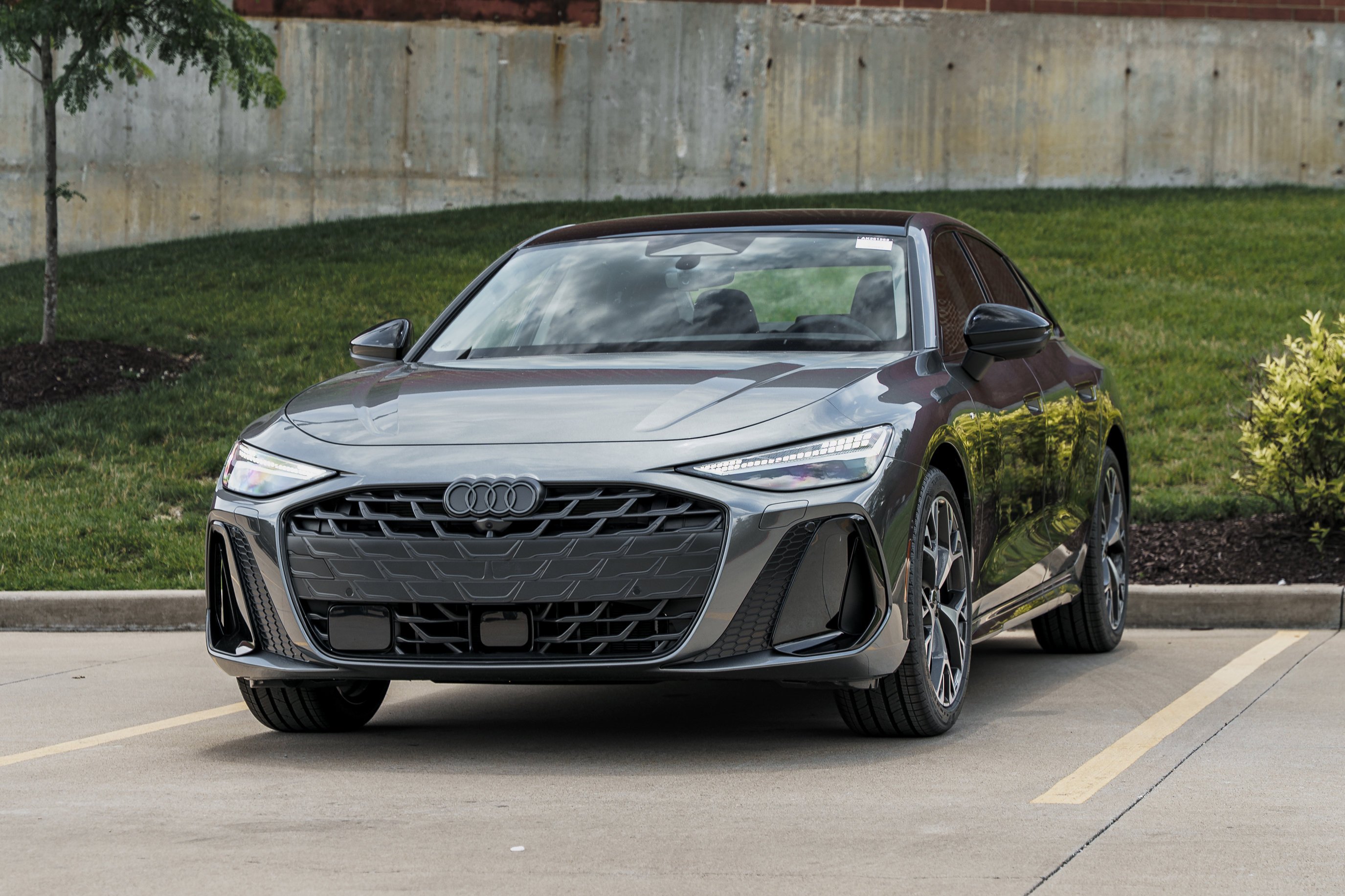 New 2026 Daytona Gray Pearl Effect Audi Premium Plus image 7