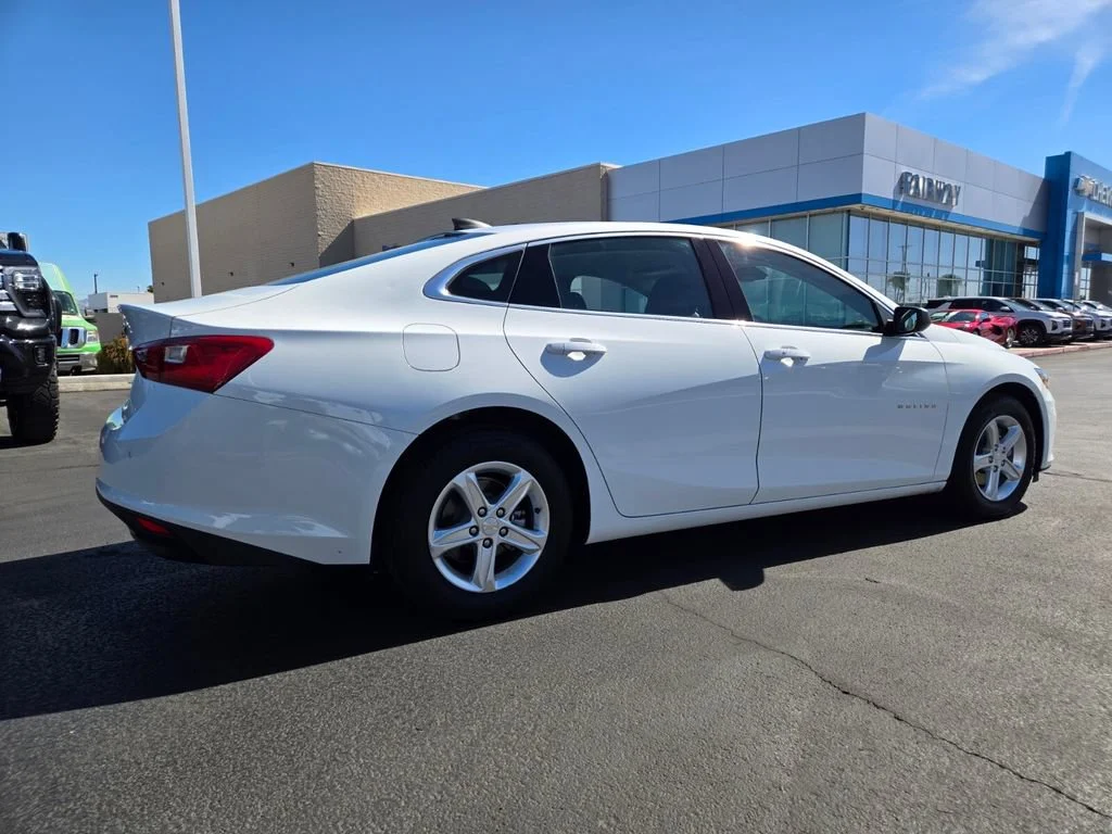 Used 2024 Summit White Chevrolet LS image 6