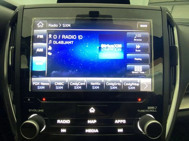 Used 2018 Silver Subaru 2.0i Limited image 16