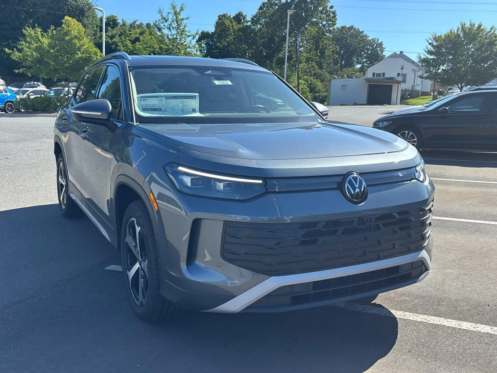 New 2026 Platinum Gray Metallic Volkswagen SE image 7