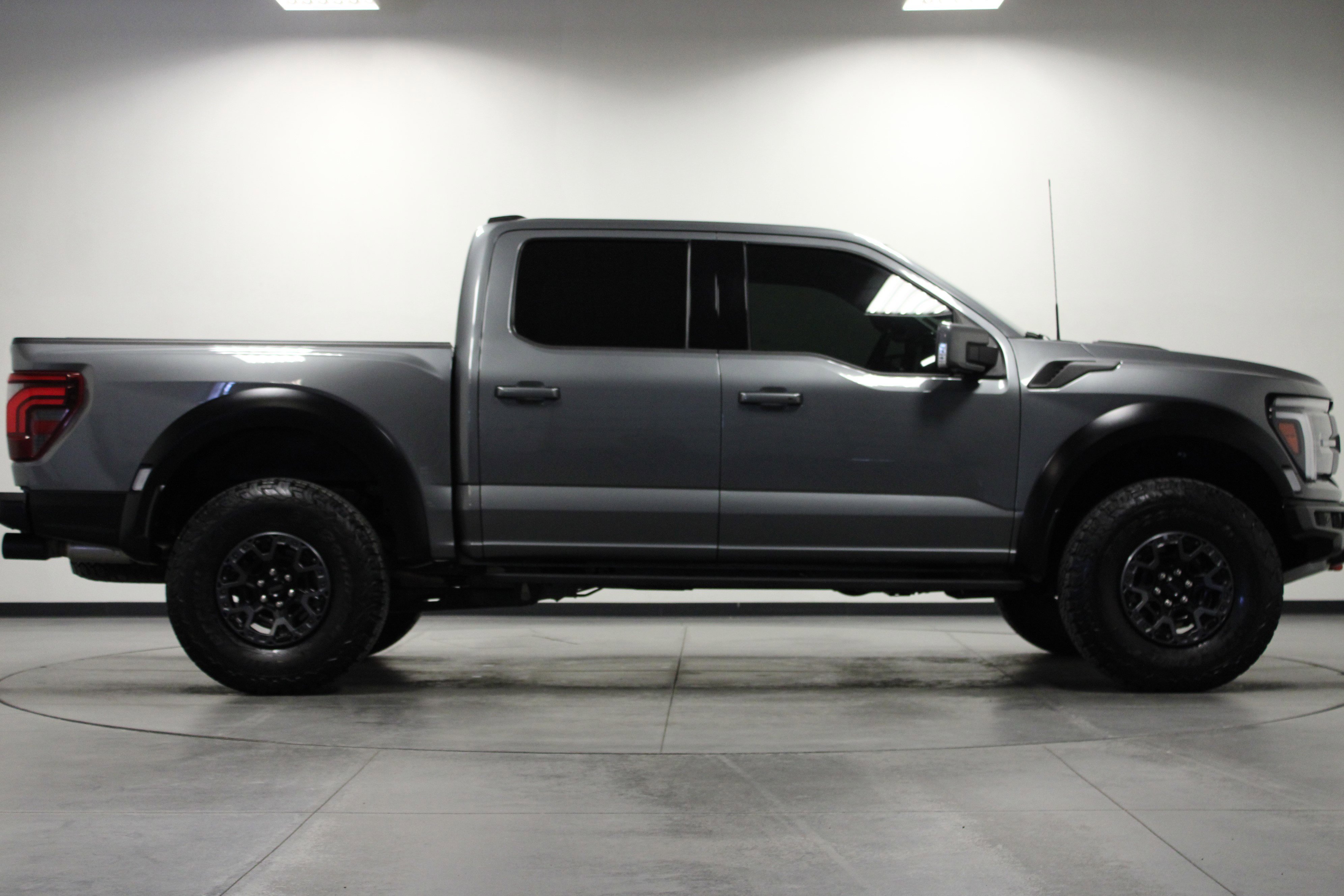 Used 2024 Gray Metallic Ford Raptor image 3