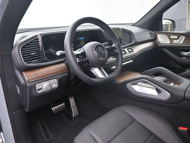 Used 2025 Silver Mercedes-Benz GLS 450 image 33