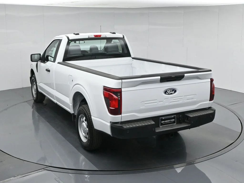 New 2026 White Ford XL image 31