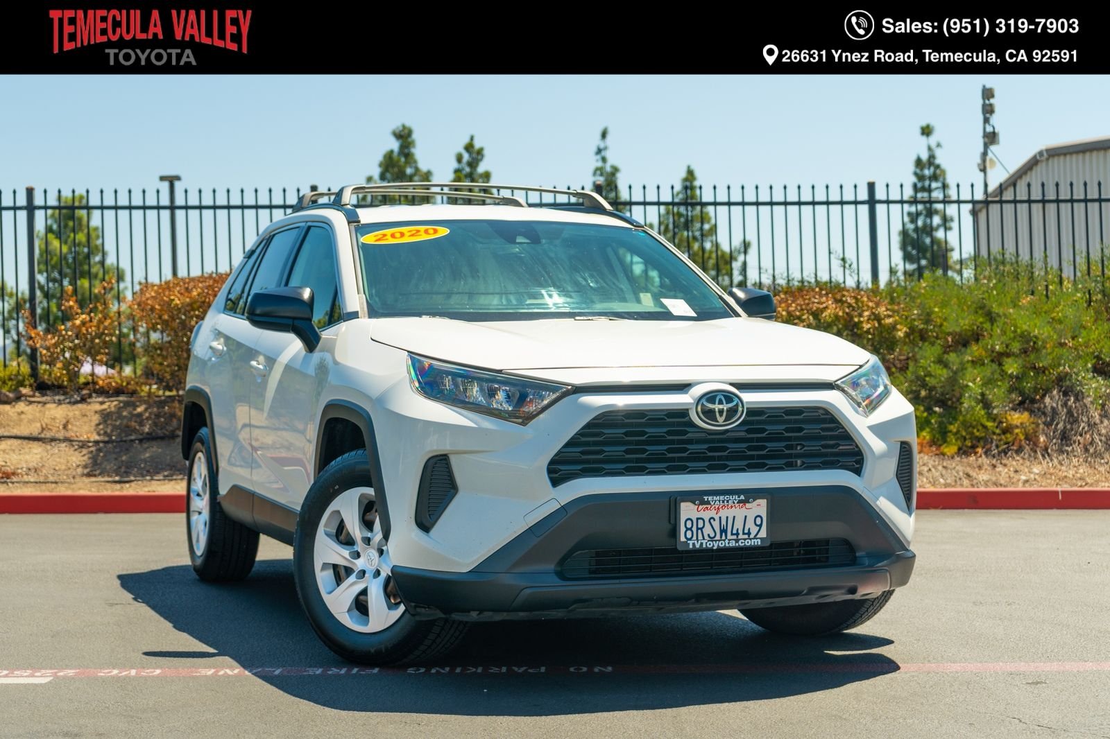Used 2020 Super White Toyota LE image 1