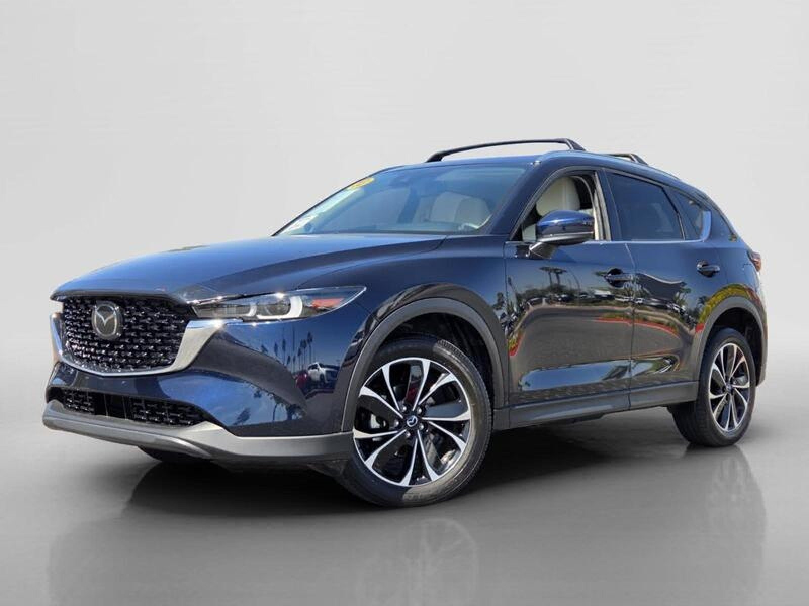 2023 Mazda CX-5 S Premium package Auto AWD's photo