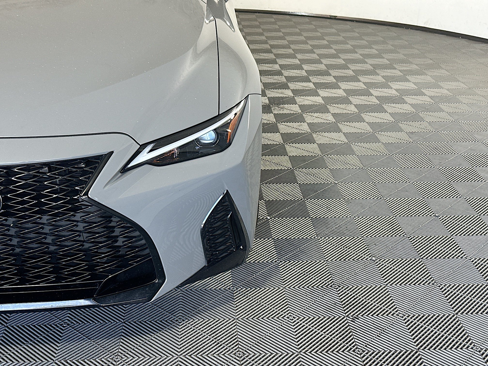 Used 2025 Incognito Lexus IS 350 F SPORT Design image 9