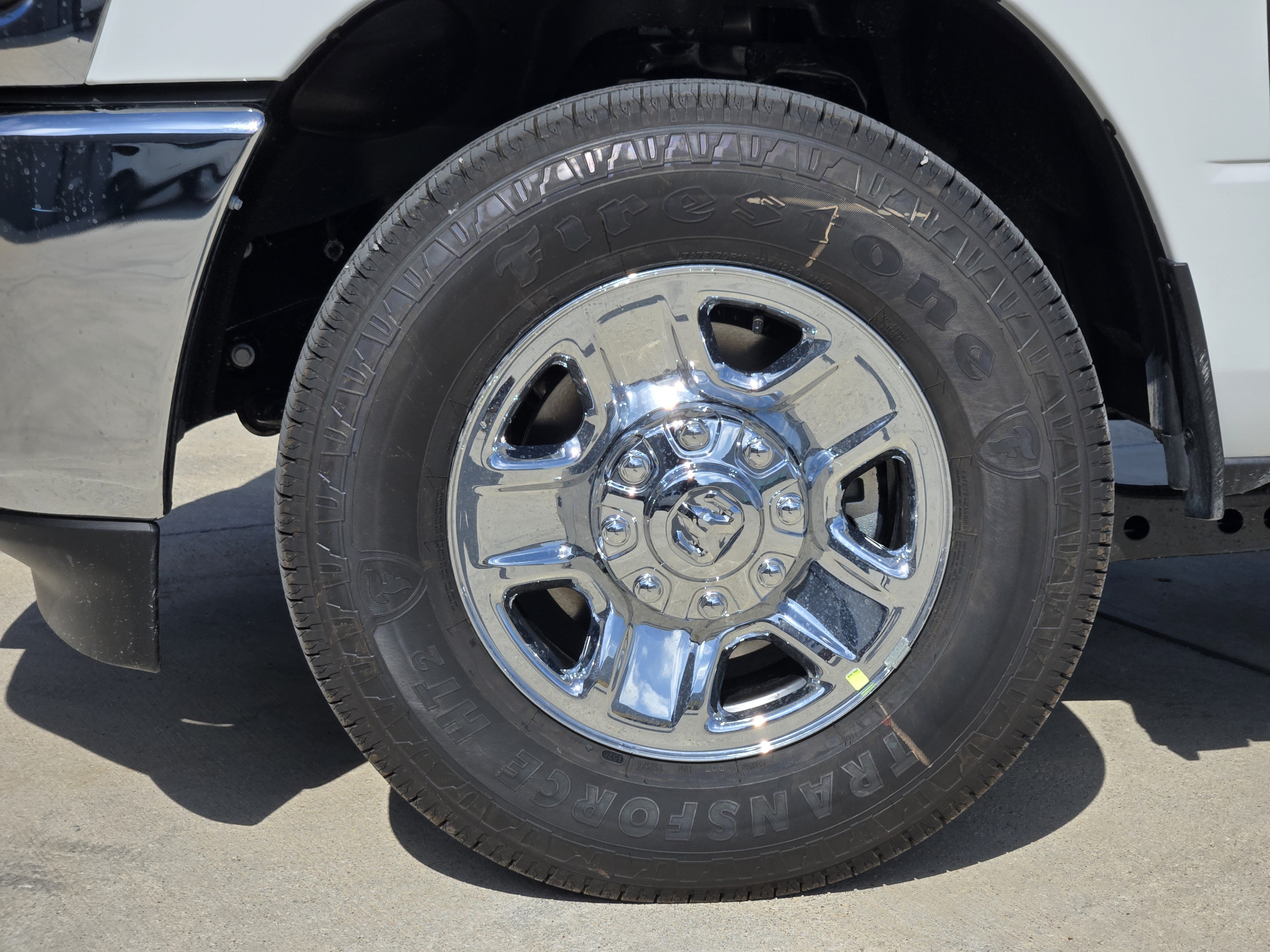 New 2026 Bright White Clearcoat RAM Tradesman image 9