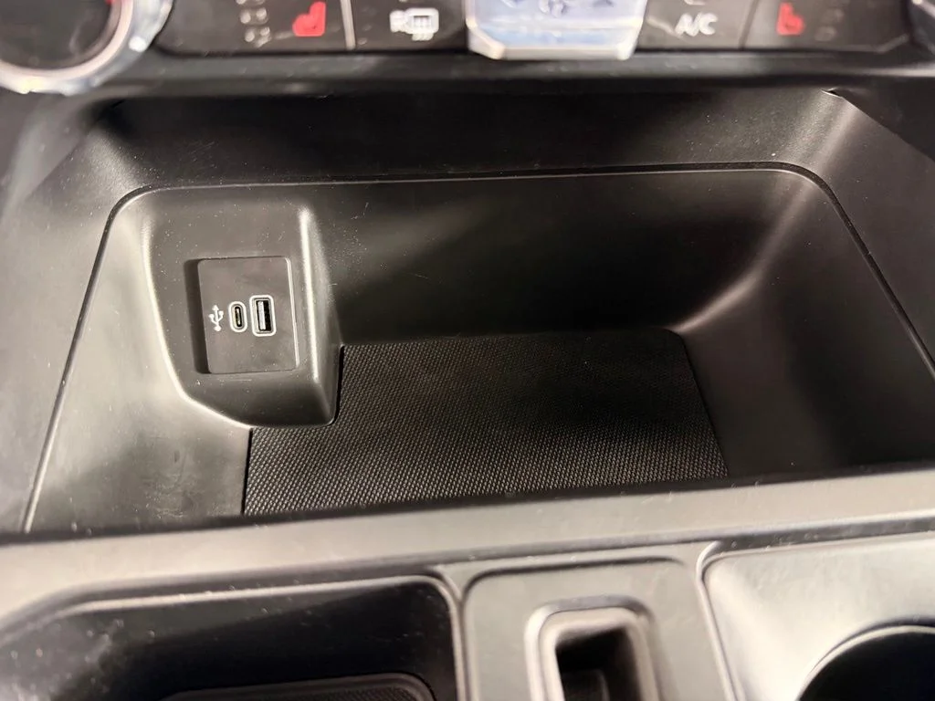 Used 2025 White Ford XLT image 26