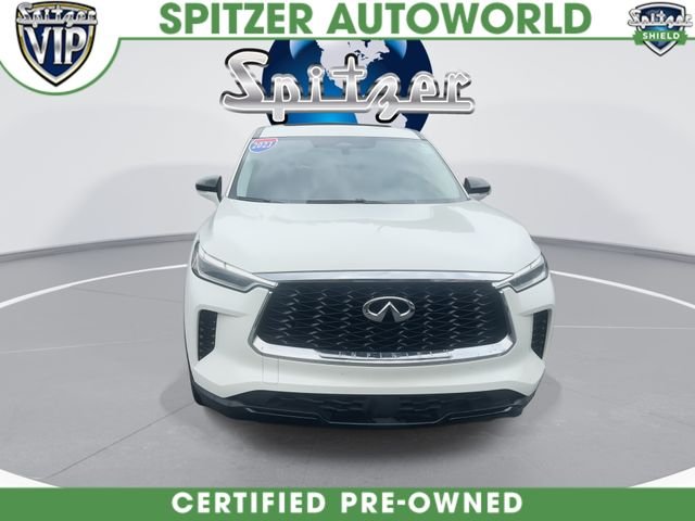 Certified Used 2023 White INFINITI PURE image 3